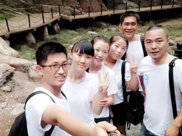 公司員工青島旅游員工留念