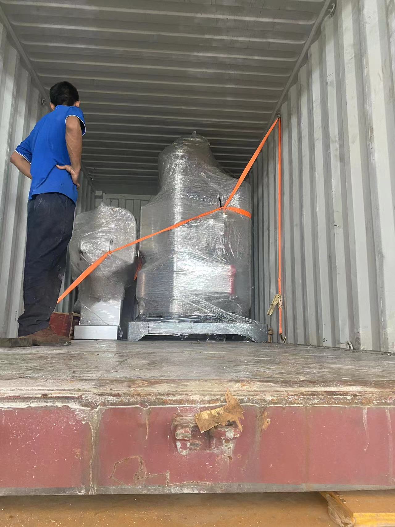 臭氧發(fā)生器發(fā)貨